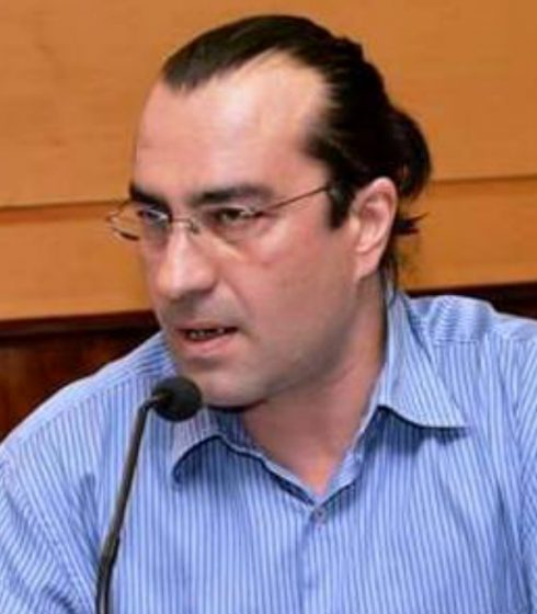 ΣΤΑΘΗΣ ΚΑΜΠΟΥΡΙΔΗΣ